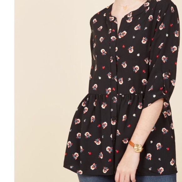 ModCloth Black Floral 3/4 Sleeve Top/Blouse - Picture 2 of 5